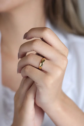 Aliança Individual Clássica 4mm Ouro 18k 750 Peso Médio 3g - AAL7