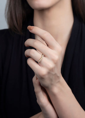 Meia Aliança com Pérolas Ouro 18k 750