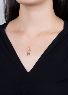 Pingente Menino Bermuda Ouro 18k 750