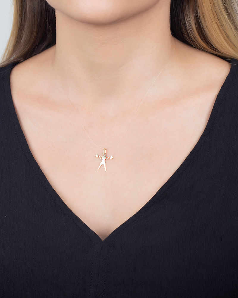 Pingente Mulher Halterofilismo Ouro 18k 750