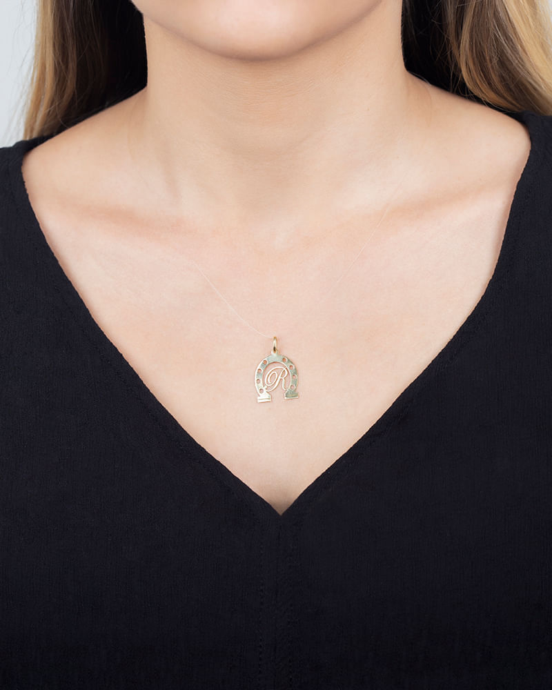 Pingente Ferradura Letra Ouro 18k 750