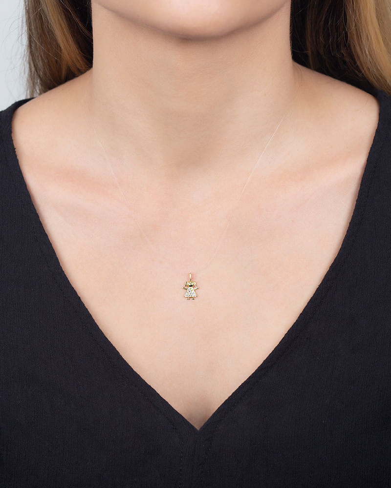 Pingente Menina Vestido com Zircônias Ouro 18k 750